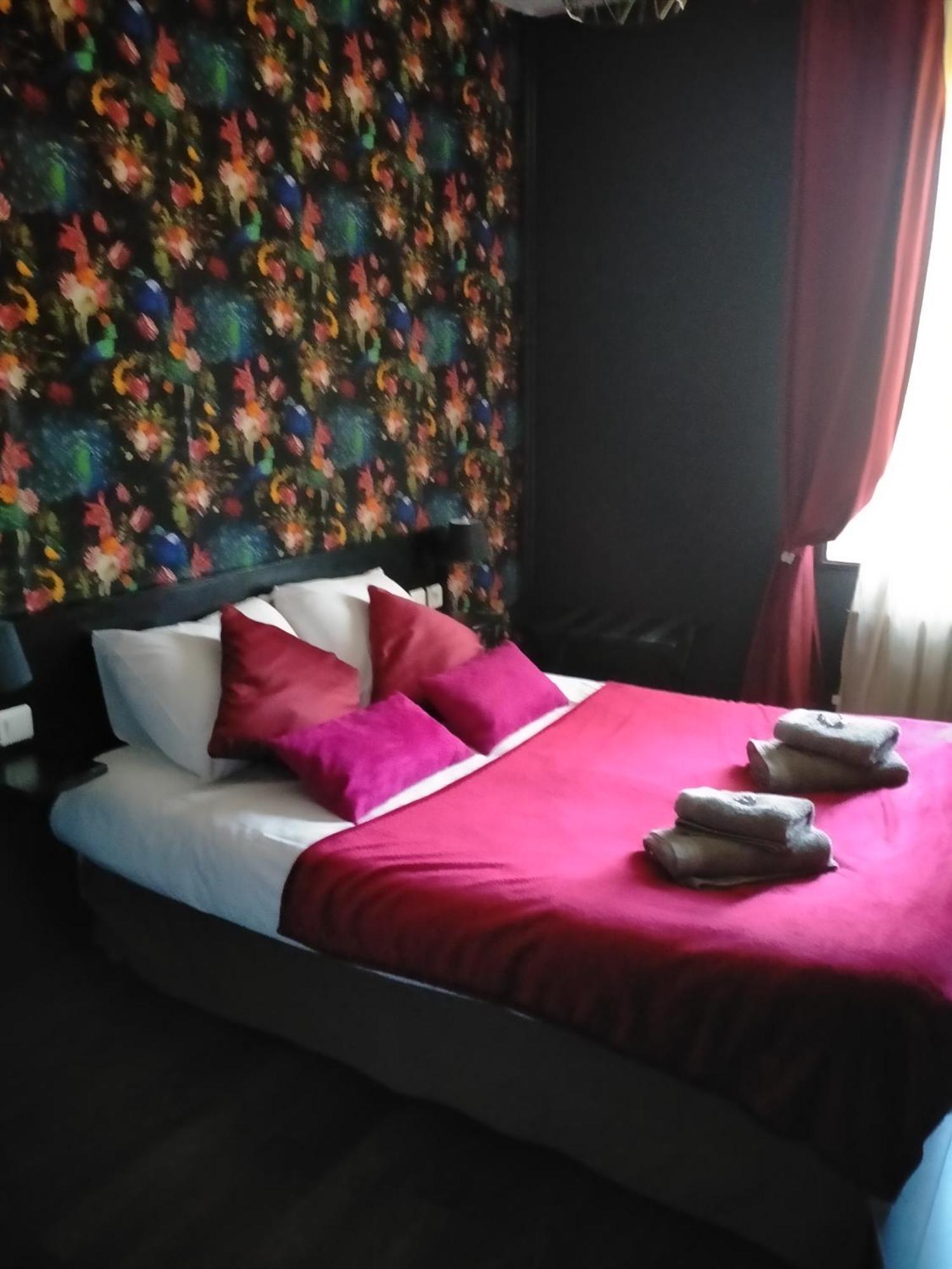 Logis Hotel Auberge De L'Etang Magnac-Bourg Екстериор снимка