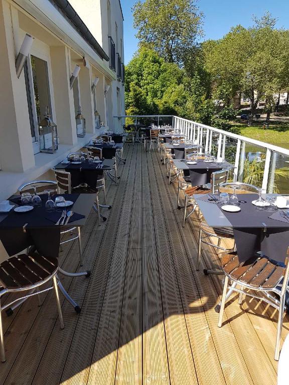 Logis Hotel Auberge De L'Etang Magnac-Bourg Екстериор снимка