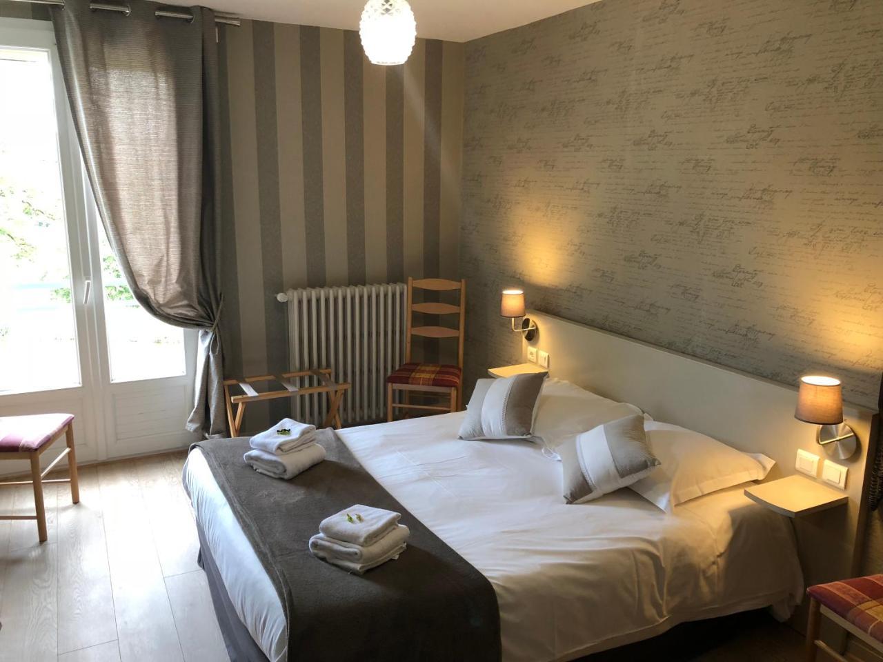 Logis Hotel Auberge De L'Etang Magnac-Bourg Екстериор снимка
